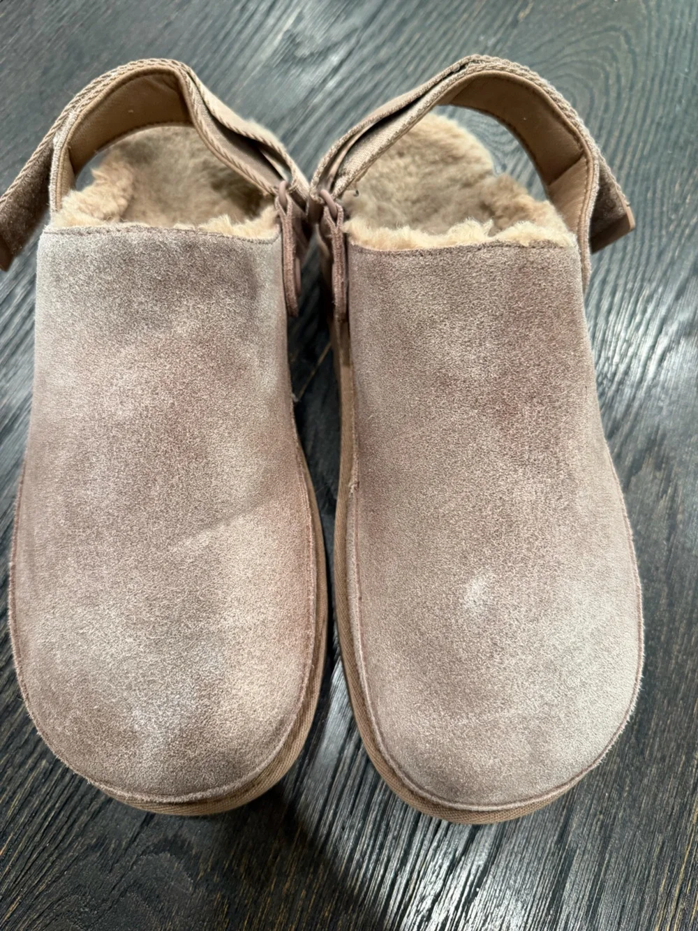 UGG Goldenstar Cozy Clog Shoes Women's Size 10 - Picture 1 of 7